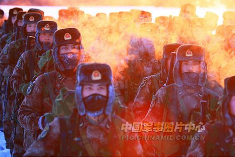 中国人民解放軍 雪中行軍（訓練） in 中国ハルピン4