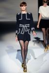 Moschino-Spring-2010-00080m.jpg