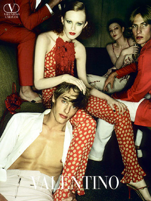Valentino-archive-Campaign-red-002.jpg