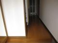 東京都清瀬市で中古一戸建て空き室全体ハウスクリーニング　玄関・廊下クリーニング　作業完了後　１