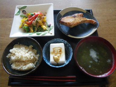 男前豆腐と三色ピーマンツナマヨ