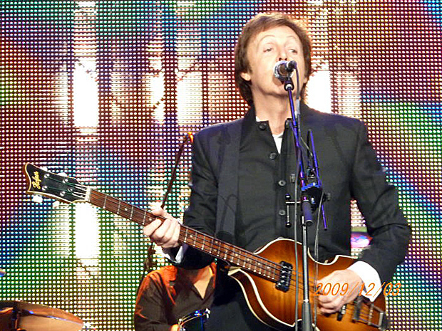 Paul McCartney - Good Evening Berlin